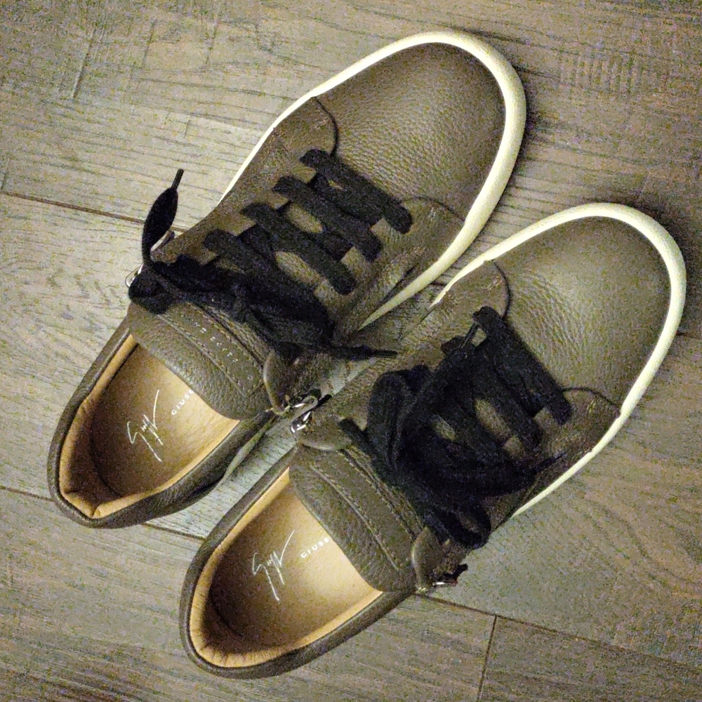 Giuseppe Zanotti  Leather Lowtop Sneakers